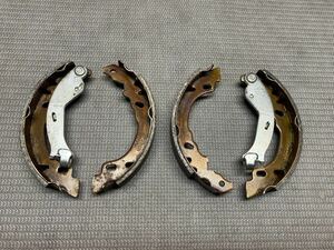  Fiat 500 rear brake shoe set 