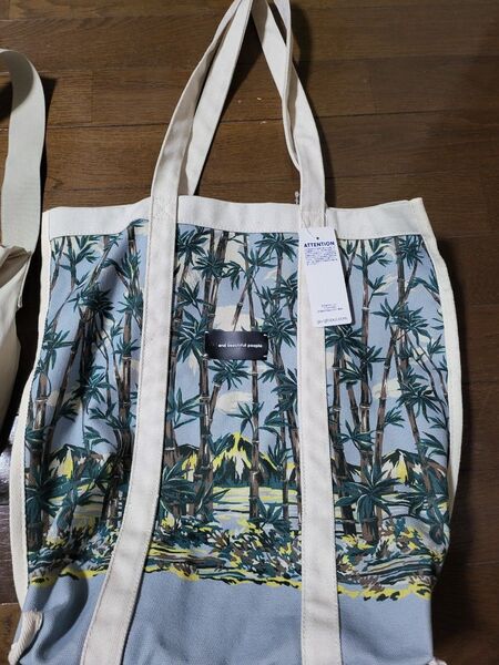 GU×Beautiful People トートバッグ