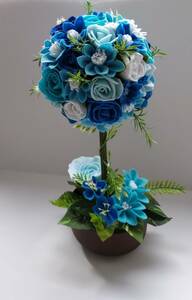 ☆フェルトで作った☆ブルーのトピアリー可愛い花たち☆