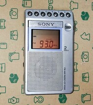 ICF-R350 ソニー SONY 受信確認済 AM FM ワイドFM ポケットラジオ 名刺サイズ 通勤 出張 旅行 野球 競馬 ジョギング 防災 登山 233733_画像3