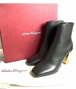 ICH【中古美品】 Salvatore Ferragamo フェラガモ TETI ブーツ コーンヒール ブラック 8 1/2 〈208-240228-ss12-ICH〉