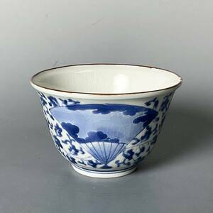 ( sho ) old Imari blue and white ceramics persimmon right .. Indigo persimmon right .. origin . period fan Tang . ground ... direction attaching sake cup soba sake cup ⑤ whole surface . hand Tria si have 1700 period rom and rear (before and after) 