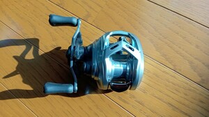 ダイワ　22アルファス SV TW 800S-HL 中古