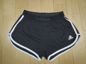 ☆adidas☆アディダス☆半パンツ☆ランニングパンツ☆スポーツ☆Mサイズ