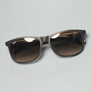 MF6971：未使用*イタリア製*Ray-Ban/レイバン*ANDY/アンディー*ウェリントンサングラス*RB4202