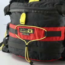 TH1034：90s*USA製*MOUNTAIN SMITH/マウンテンスミス*DAY PACK/デイパック*ウエストバッグ*ハンドバッグ*鞄*ブラック×レッド_画像8