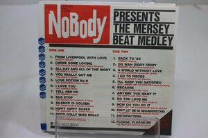 [TK1767EP] EP NOBODY presents the mersey beat medley 激レア準美品！ 盤面音質ともに良好 見開き歌詞 曲解説 R&Rカバー集