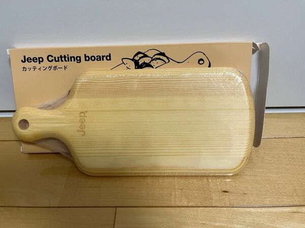 JEEP　ノベルティ　木製カッティングボード　まな板　アウトドア