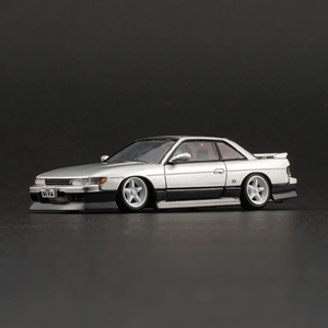 【新品】 1/64 NISSAN　日産 シルビア S13 200SX シルバー/グレー LHD　BM CREATIONS