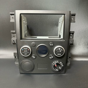 エスクード 良品！CBA-TDA4W オーディオパネル 2DIN センターパネル エアコンパネル 送料無料/即決【4021603】