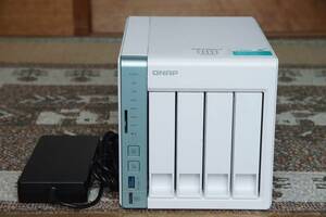 QNAP TS-451A 4ベイ NAS（Intel Dual-Core Celeron搭載）中古 QTS 5.1