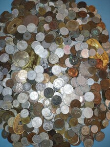 B96　3.06kg　未選別未鑑定日本古銭各種おまとめ　古銭コイン参考銭　銀貨　銅貨　錫貨　アルミ貨
