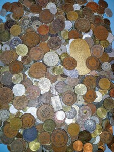 C24　3.08kg　注目　貴重　希少　未選別日本古銭大量おまとめ　銀貨各種色々　青銅貨各種　黄銅貨各種　アルミ貨　錫貨　未鑑定古銭 