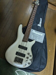 Ibanez SR305E 5弦　エレキベース　純正ケース付