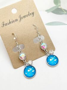 No.517-2☆1セットのみ☆金具変更○宇宙ピアス　＃マスクチャーム イヤリング ハンドメイド アクセサリー