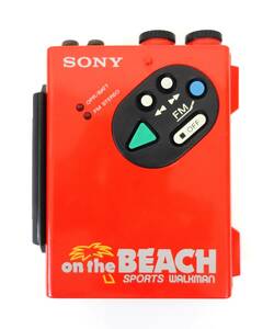 レトロミュージック　 　昭和レトロ　当時物＊SONY ソニー＊WALKMAN スポーツ ウォークマン WM-F5 ＊ON THE BEACH 限定アウトドアモデル