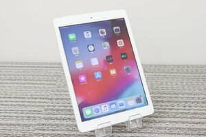 T【シムロック：KDDI】Apple / iPad Air / 第1世代(2013年発売) / MD794J/A / A1475 / 16GB / シルバー / 初期化済 / 動作OK
