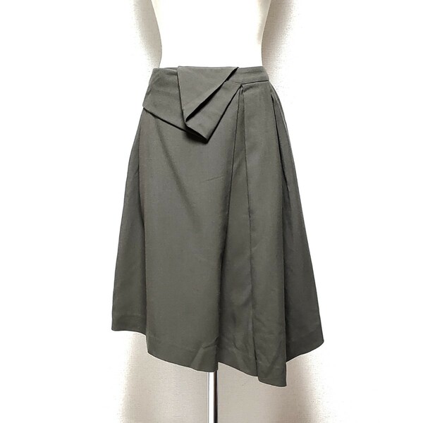 emmi atelier エミアトリエ オリーブ系 膝丈 フレア― スカート サイズ1（約Mサイズ相当） タグ付き未使用品