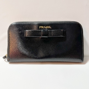 プラダ PRADA 長財布 - エナメル（レザー） 黒 リボン 財布