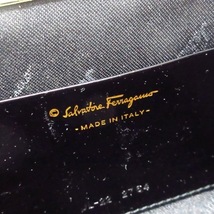 サルバトーレフェラガモ SalvatoreFerragamo コインケース レザー×金属素材 黒×白 財布_画像4