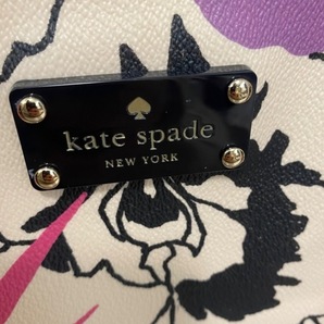 ケイトスペード Kate spade トートバッグ PXRU3562 - PVC(塩化ビニール)×エナメル（レザー） アイボリー×ピンク×マルチ 花柄 バッグの画像8