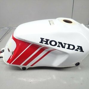 βFA27-3 ホンダ CBX125F JC11 (S62年式) 絶版！ 純正 燃料タンク フューエルタンク 内錆有り！漏れ無し！凹み無し！の画像3