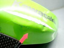 βFA30-2 カワサキ ZX-10R ZX10R ZXT00C Ninja (H16年式) 純正 燃料タンク フューエルタンク 漏れ無し！凹み有り！_画像4