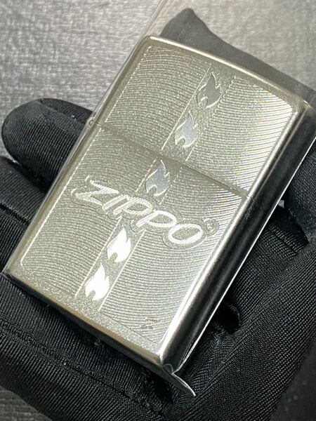 zippo ファイヤ 筆記体 前面加工 シルバー 希少モデル 2018年製 シルバーインナー 2018年製