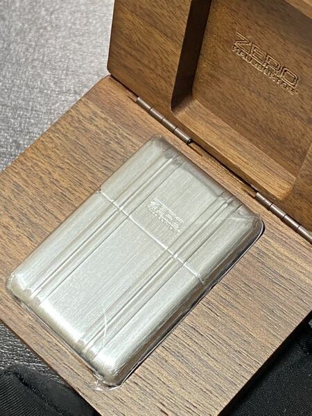 zippo ZERO HALLIBURTON SILVER 希少モデル ヴィンテージ 2005年製 ゼロハリバートン フルメタルジャケット 専用木箱 保証書 