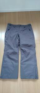 オークリースノーボードパンツ　1回使用　美品（CRESCENT 2.0 SHELL 2L 10K PANT 422601）２XL 