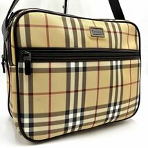 【未使用級】Burberry バーバリー Burberry London ワンショルダー PVC ノバチェック ロゴ A4サイズ 収納可能 メンズ レディース 斜め掛け_画像1