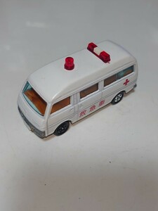 トミカ36-2-⑤日産キャラバン救急車(ギフト単品）トミカ交通安全教室セット 日本製