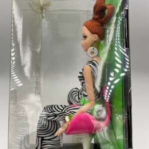 ⑩【★激レア品】MATTEL マテル バービー ポップライフ 50周年記念 着せ替え人形 Barbie POP LIFE モッズ バービーコレクション ドールの画像5