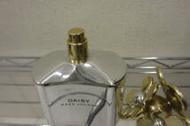 香水/MARC JACOBS/マークジェイコブス/DAISY/デイジー シルバー 2009/EDP/パルファム/100ml（残量 ほぼ満タン）_画像4