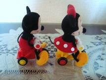 ディズニー　三輪車に乗るミッキー　置物　飾り物　ぬいぐるみ　ミニー　フェルト　レア_画像4