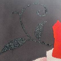 ●きもの翠● 綴れ織 黒地 薔薇 刺繍 金糸 蘇州刺繍 かわいい アンティーク 名古屋帯 九寸 正絹 アンティークコーデにも #Y869_画像5
