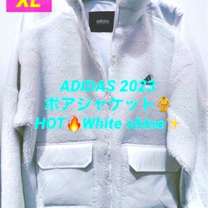 ADIDASアディダスIIIストライプ背面デカ文字ロゴ冬ボア実寸XLサイズ　Whiteカラージャケット ボア フリースジャケット