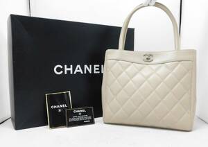 CHANEL シャネル ★ 美品！！ マトラッセ トートバッグ グレージュ シルバー金具 ラムスキン レディース シール/カード/箱あり