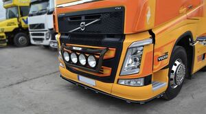  Volvo fh4 2013-2021 front bumper black under bar LED 11 piece attaching Rover bumper guard installation explanation image equipped 