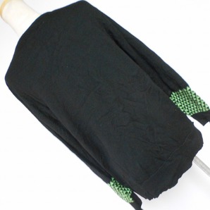 868152 VALENZA バレンザ イタリヤ 黒×グリーン柄 長袖 セーター 48の画像3