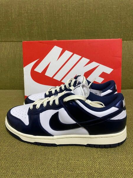 Nike WMNS Dunk Low PRM Midnight Navy and White