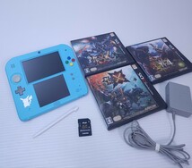 Nintendo ニンテンドー2DSポケットモンスターサン・ムーン 限定+充電器+3 ゲームソフト+4GB SD Nintendo 2DS (B-36)_画像1