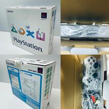 美品/ 動作品 レトロゲームPS1 PlayStationプレイステーション1 SCPH-9000 箱付き 純正 コントローラ, メモリカードAVケーブル (324)_画像9