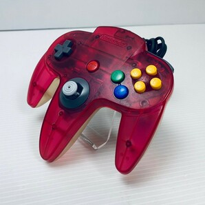 レトロゲーム N64コントローラー 美品 / 動作品 本物 Nintendo ニンテンドー64 NUS-005 コントローラ クリアレッド (H-9)の画像4