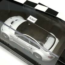⑩ MINICHAMPS BMW M3 GT2 2009 White 1/43 ミニチャンプス ミニカー _画像7