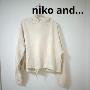 ショート丈パーカー　ニコアンド　niko and... レディース