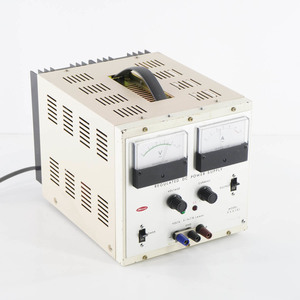 [DW] 8日保証 4421B METRONIX メトロニクス REGULATED DC POWER SUPPLY 直流安定化電源 DC電源 直流電源[05628-0082]