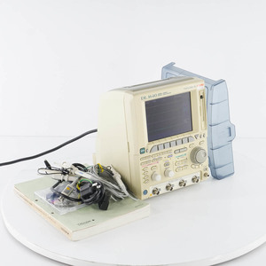 [DW] 8日保証 校正2024年6月まで有効 DL1640 701610-AC-M-J3/B5/C10/7N YOKOGAWA DIGITAL OSCILLOSCOPE 200MS/s 200MHz 横 ...[05675-0198]