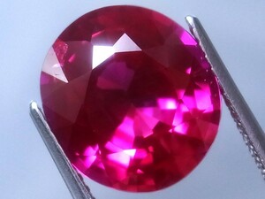 7.55ct 新品・ルベライトトルマリンカラー 真っ赤に変色効果有・合成コランダム