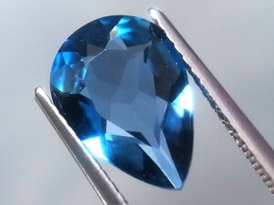 2.68ct 新品・天然ロンドンブルートパーズ マダガスカル産